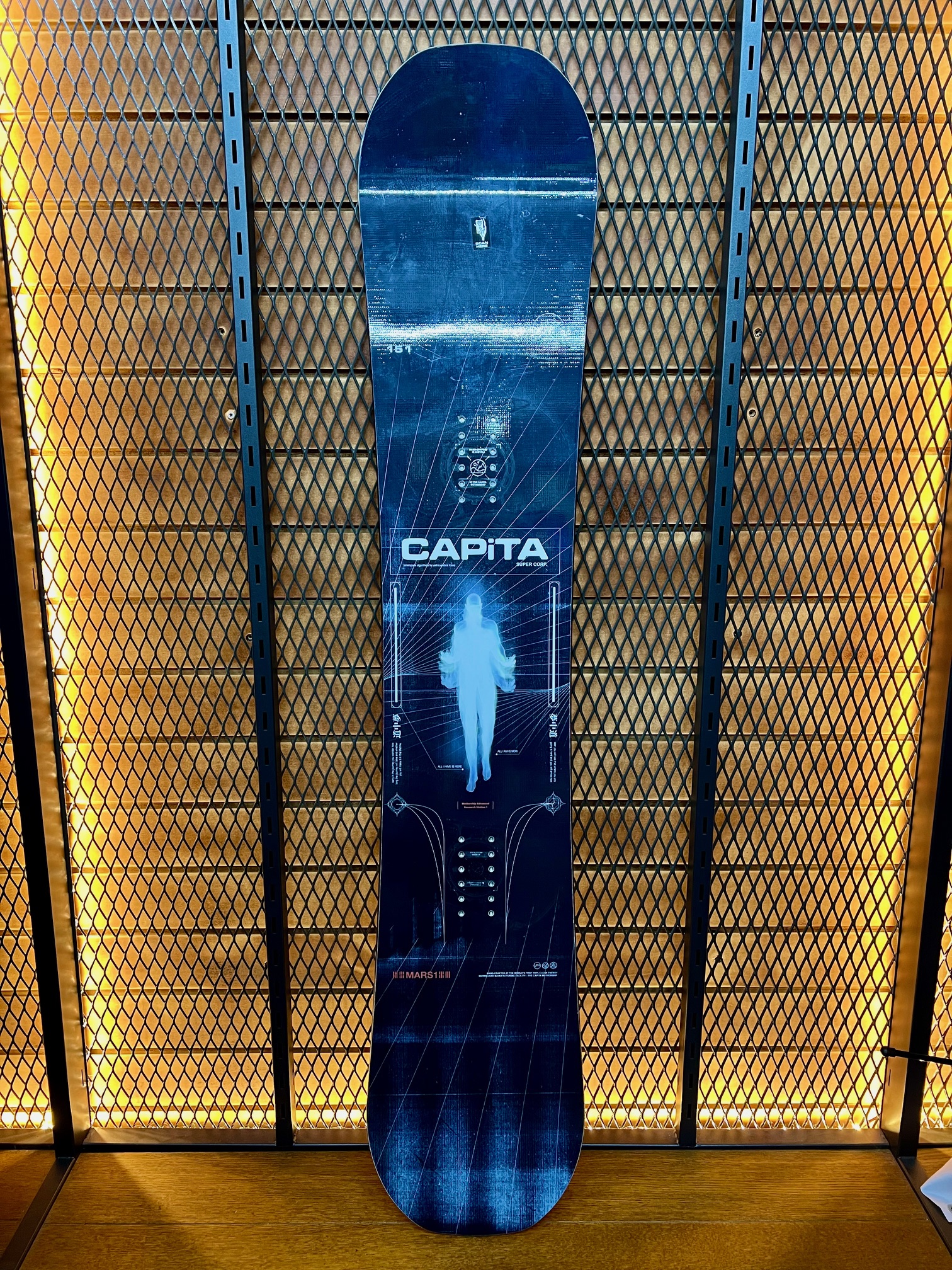 Capita Pathfinder Reverse Men's Snowboard 151cm Preowned