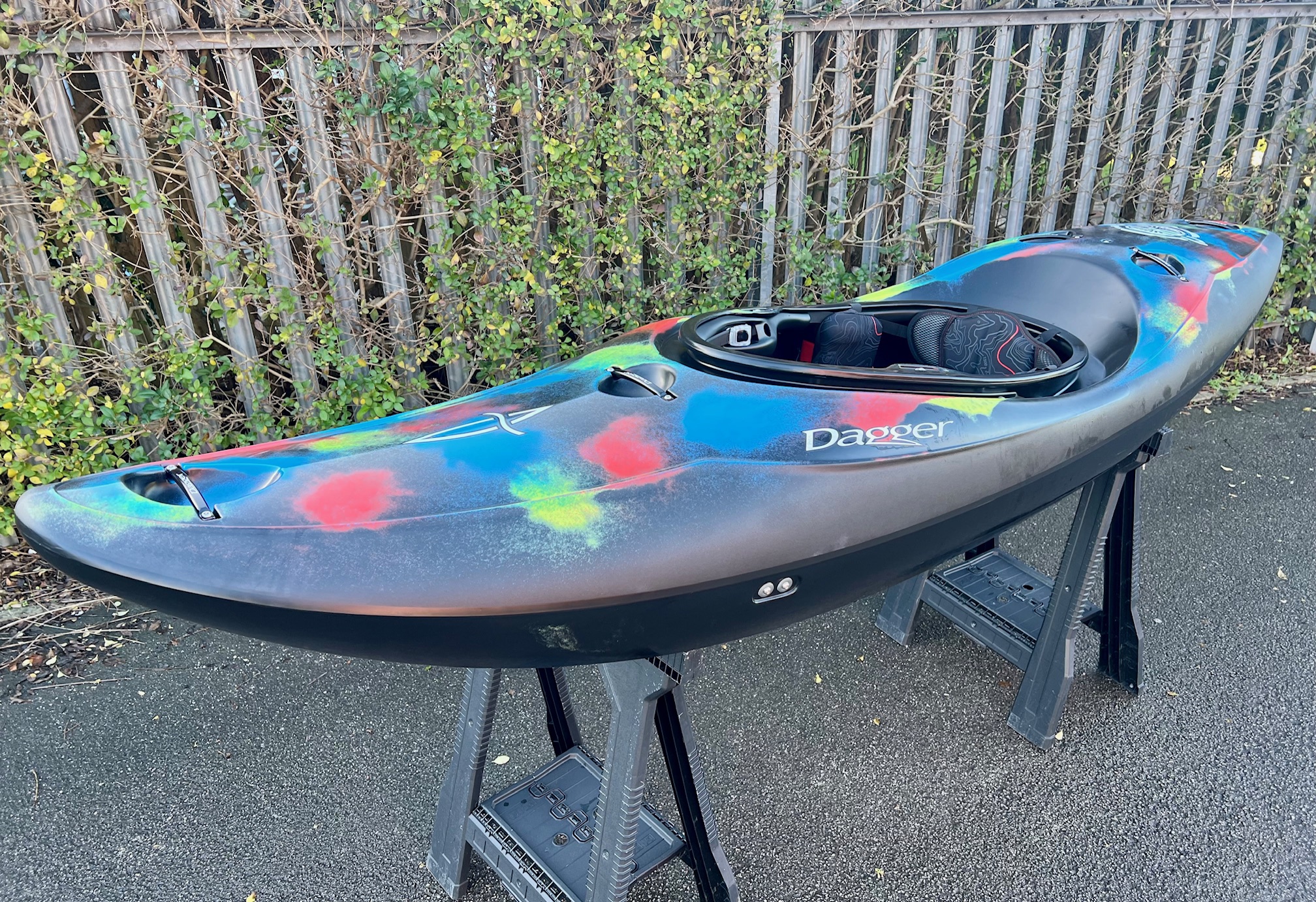Dagger Code Creek Kayak Medium Cosmos | Factory Blemish