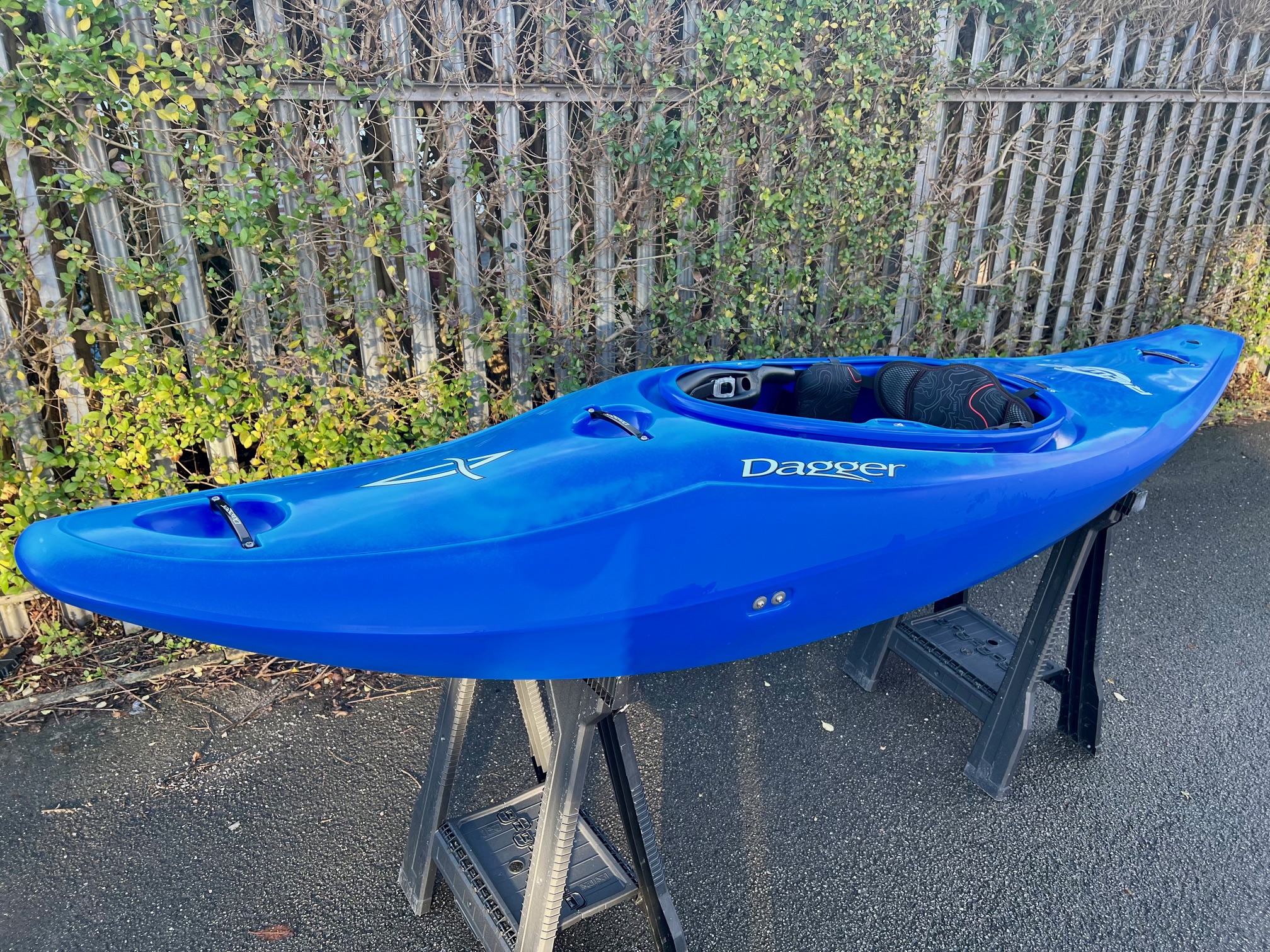 Dagger Rewind Creek Kayak Medium Blue Smoke | Factory Blemish