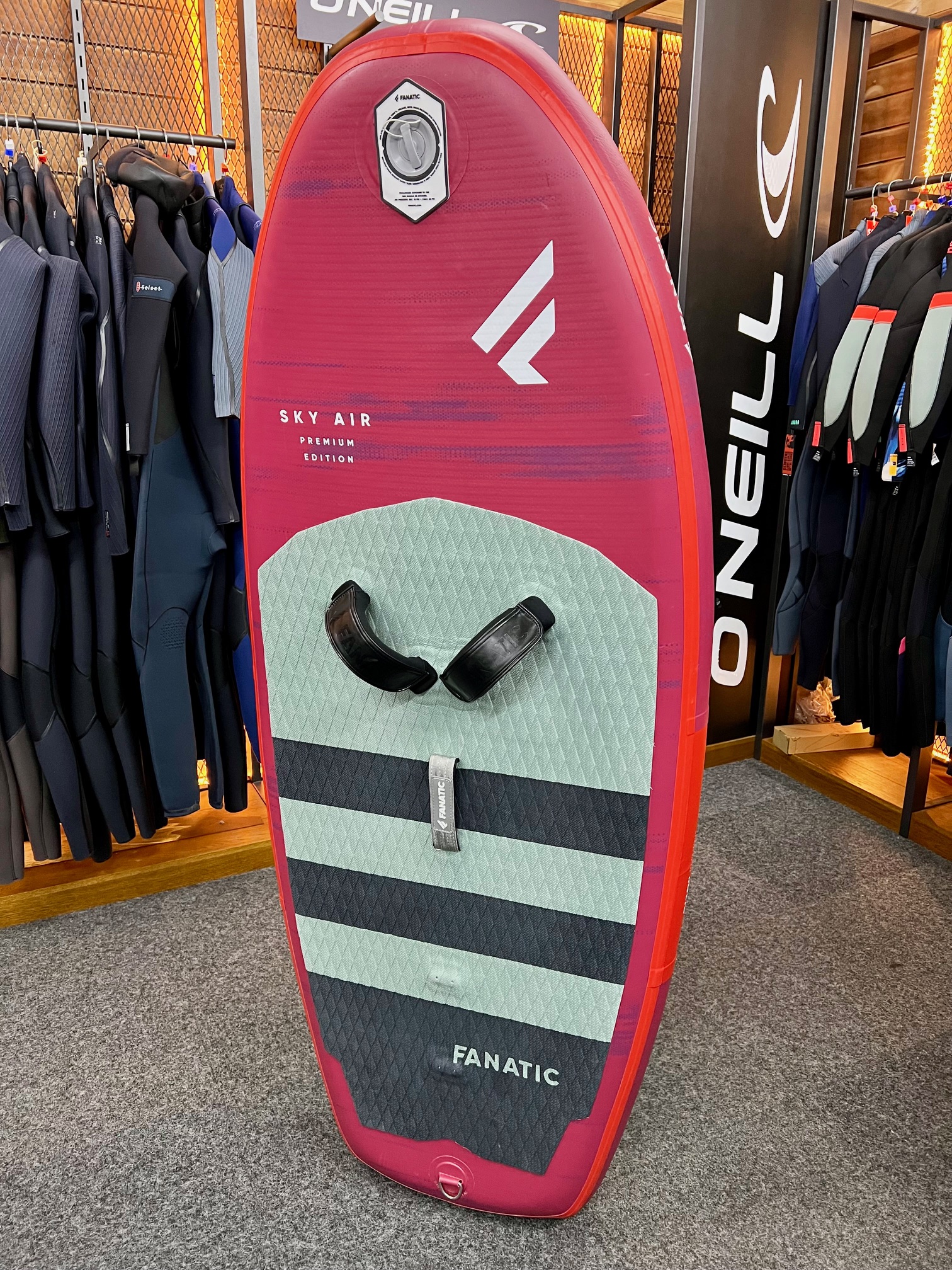 Excellent Condition Fanatic Sky Air Premium 5'10