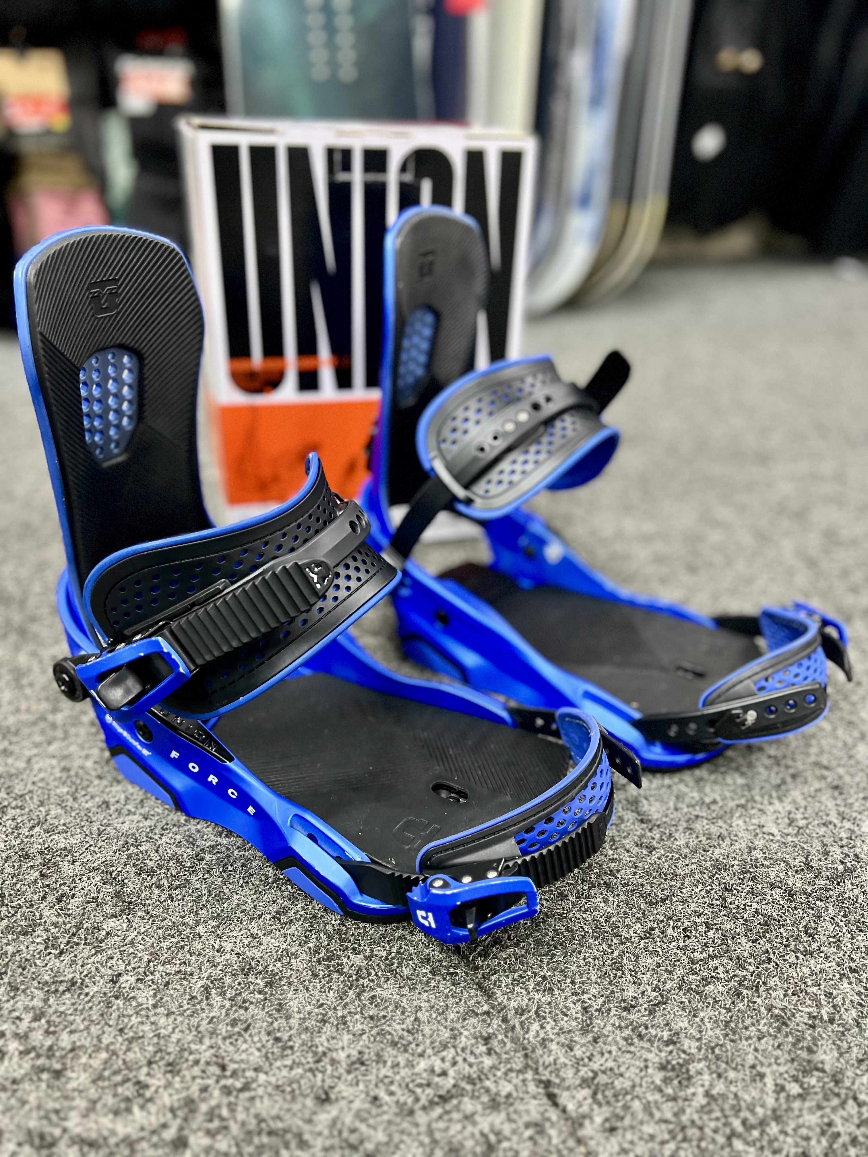 Union Force Mens Snowboard Bindings Metallic Blue Medium Ex Test
